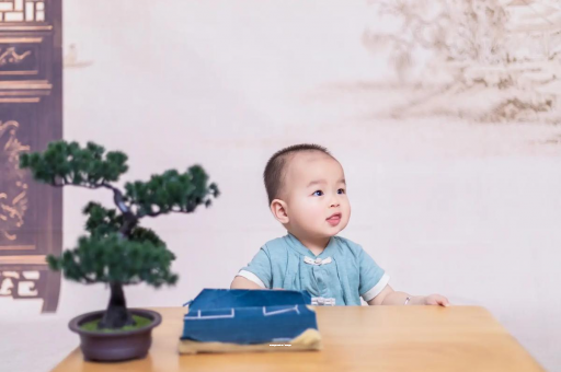 沈丘宝宝腿纹不对称怎么办 沈丘宝宝腿纹不对称怎么办